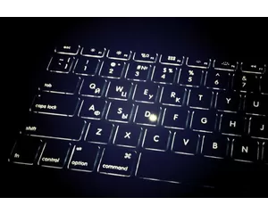 Гравировка клавиатуры Macbook от Graver ONE - фото № 3